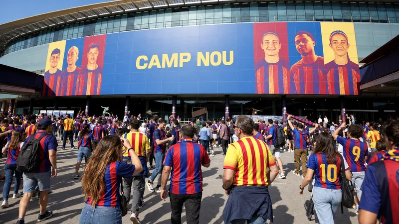 Paquete UEFA Champions League: FC Barcelona vs Aston Villa FC