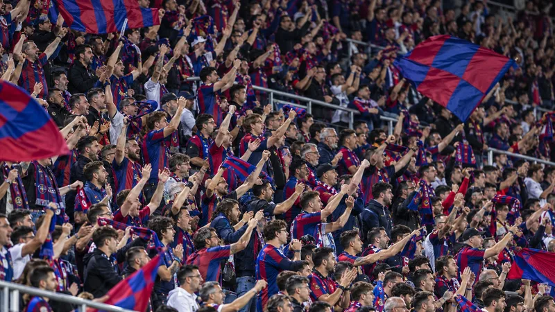 Paquete Valencia CF vs Levante UD