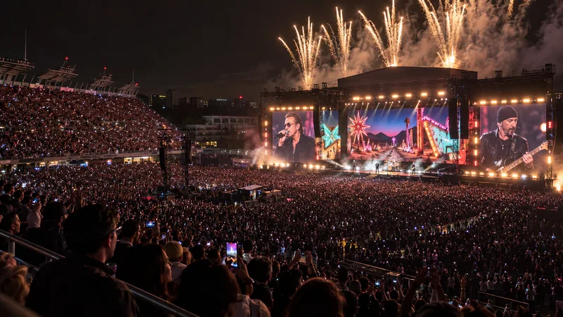 U2
